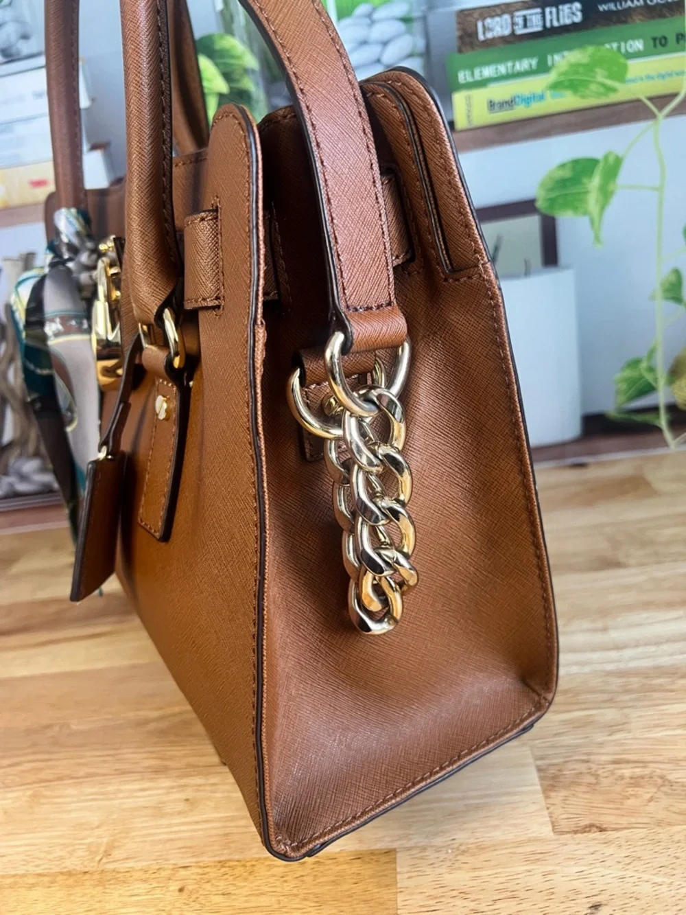 Michael Kors Hamilton Satchel in Luggage Brown with Gold Hardware - Picture 3 of 10